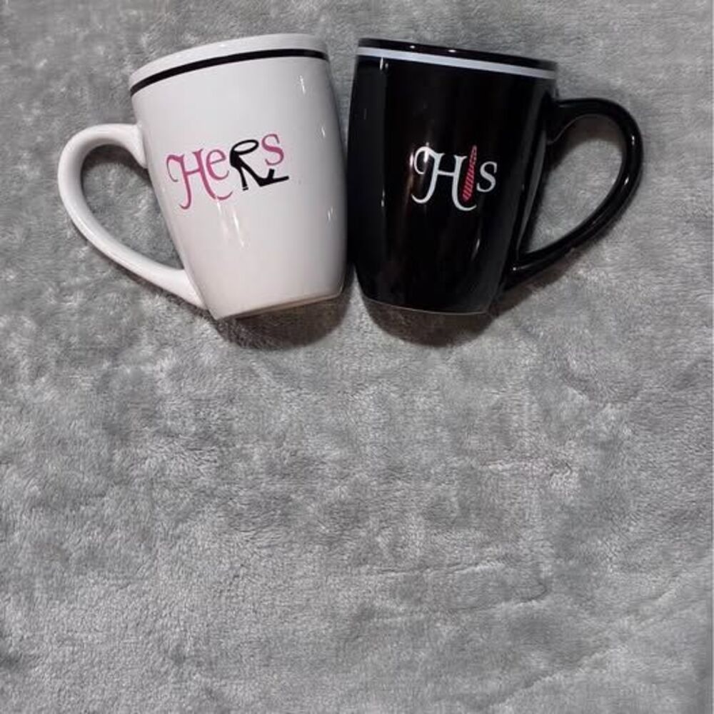 His and Hers" bistro-style coffee mug set
